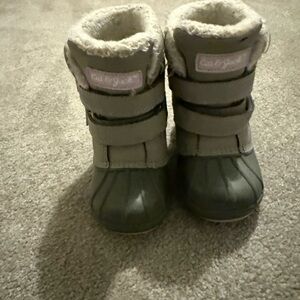 Cat & Jack Gray Kids Snow Boots with Faux Fur Collar